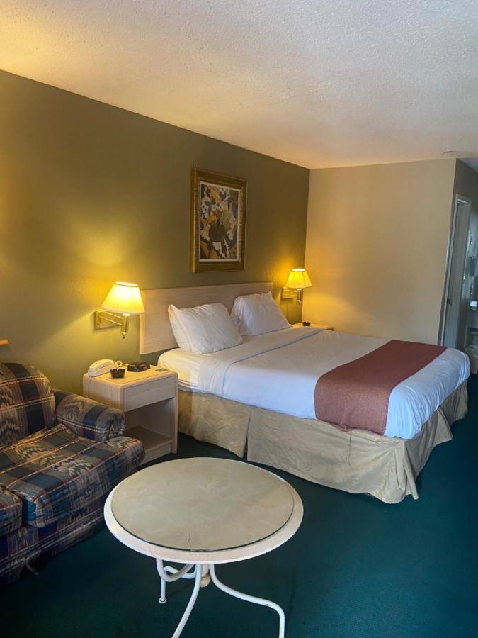 Americas Best Value Inn Meridian Exterior foto