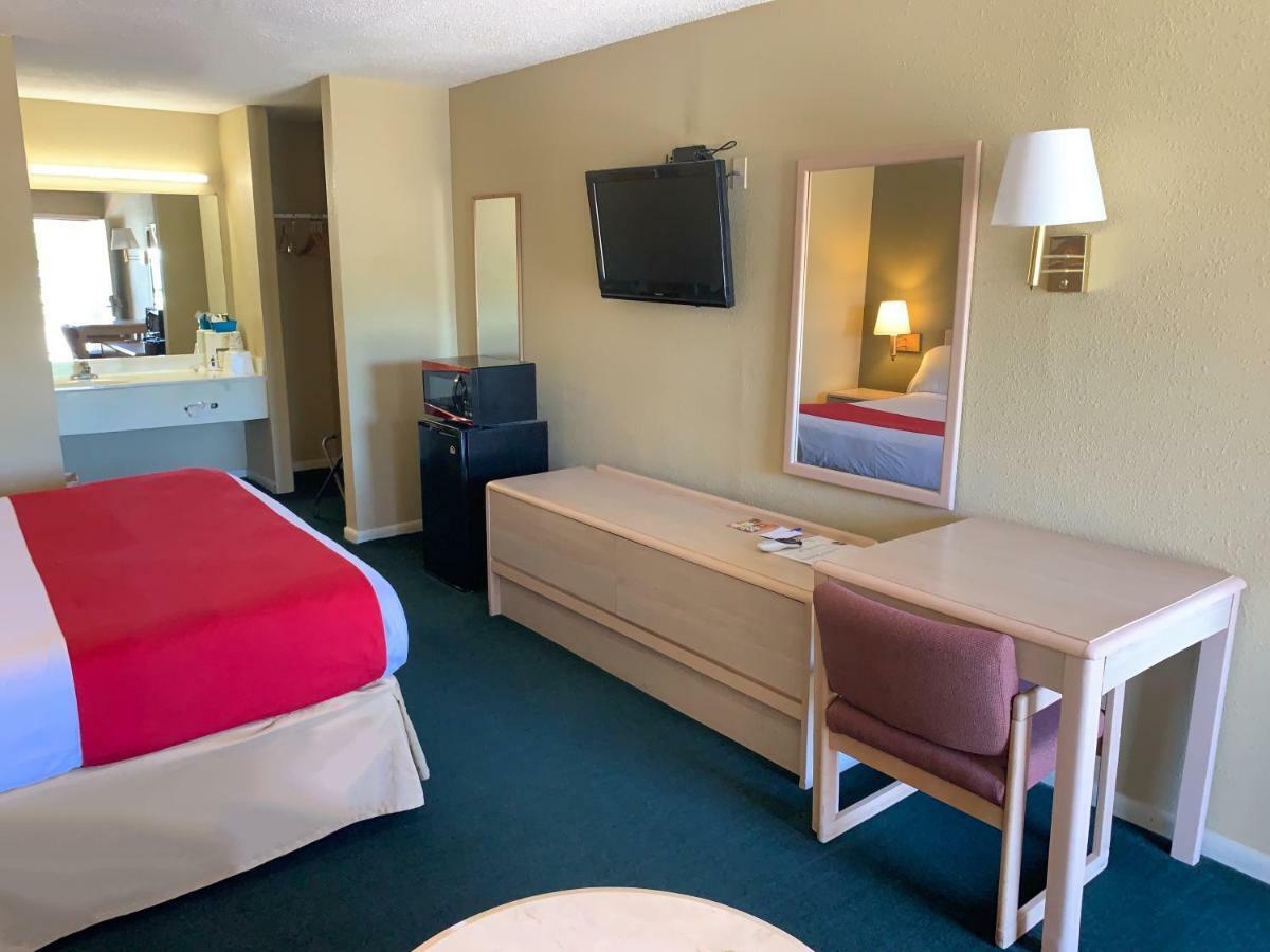 Americas Best Value Inn Meridian Exterior foto
